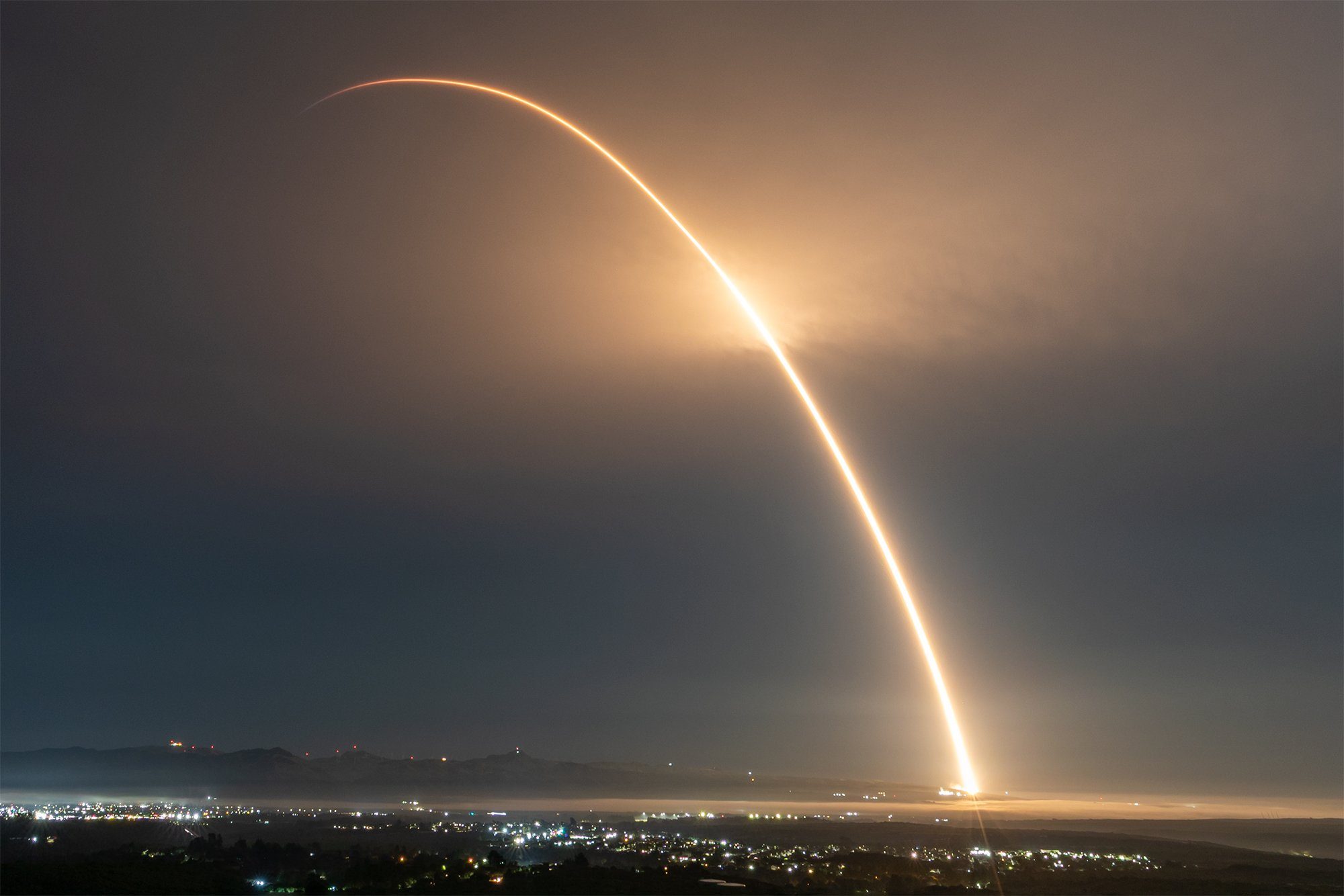 Alba Flight 11 lifting off on Falcon 9 Block 5